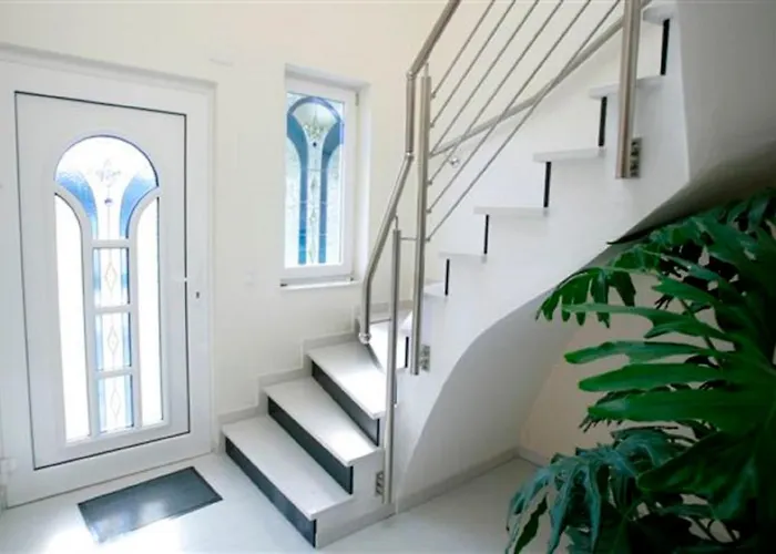 Steinhausen Apartment *